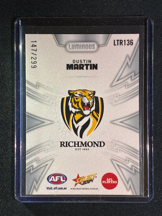 2024 Select Footy Stars DUSTIN MARTIN Luminous Thunderbolt Refractor 147/299 #136