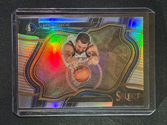2022-23 Select LUKA DONCIC Courtside Silver Prizm SSP #251