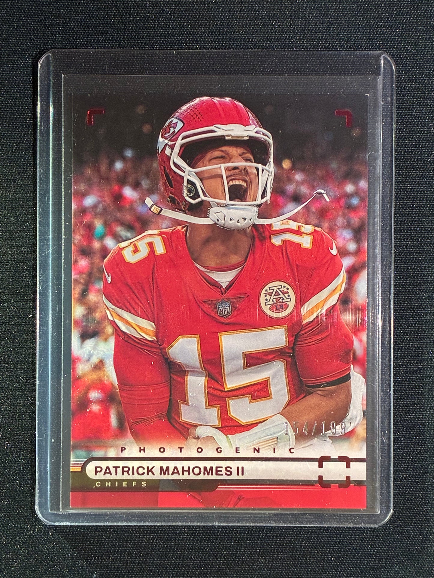 2022 Chronicles PATRICK MAHOMES II Photogenic Red 154/199 #18