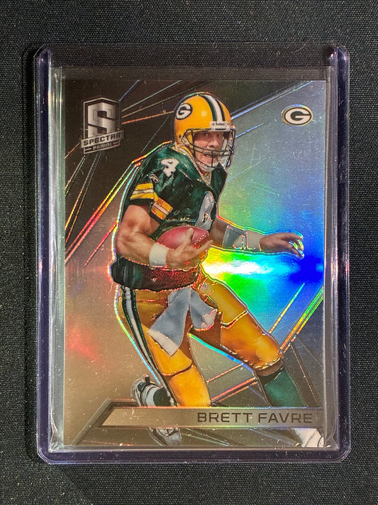 2015 Spectra BRETT FAVRE Silver Prizm 66/99 #19
