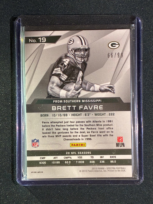 2015 Spectra BRETT FAVRE Silver Prizm 66/99 #19