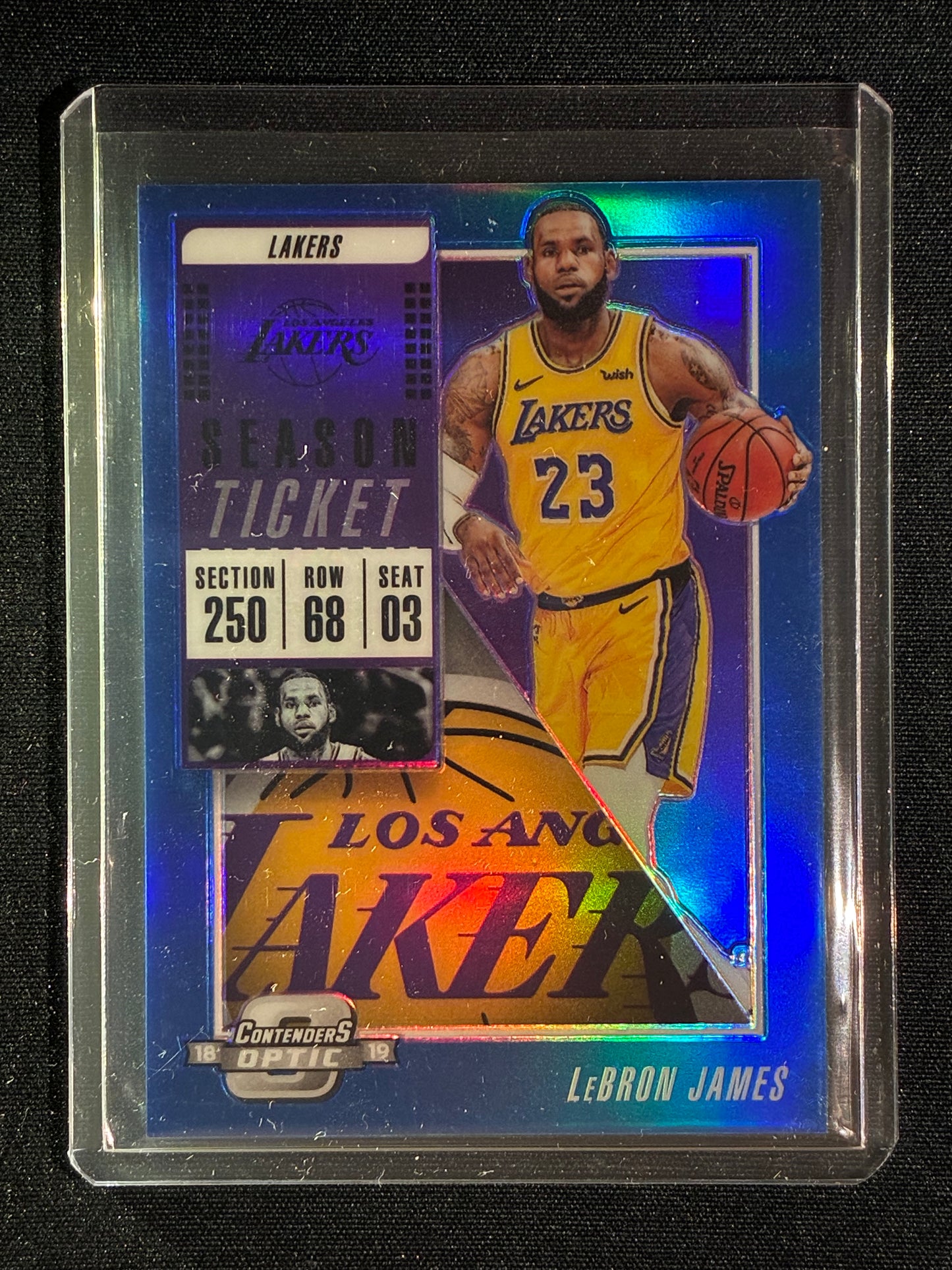 2018-19 Contenders Optic LEBRON JAMES Base Blue Prizm 37/99