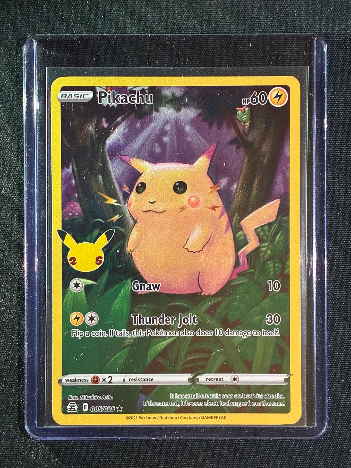 2021 Pokemon Celebrations PIKACHU Anniversary Holo Rare 005/025
