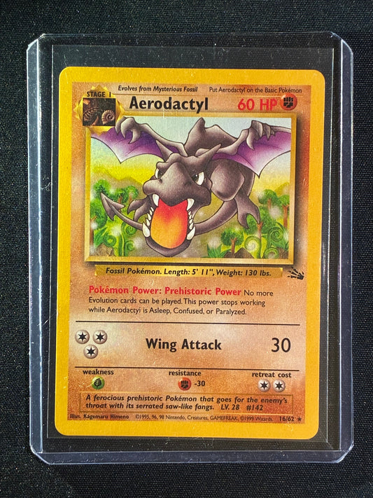1999 Pokemon Fossil AERODACTYL Rare 16/62