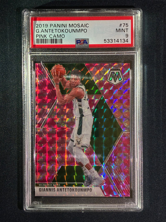 2019-20 Mosaic GIANNIS ANTETOKOUNMPO Pink Camo #75 PSA 9 (134)
