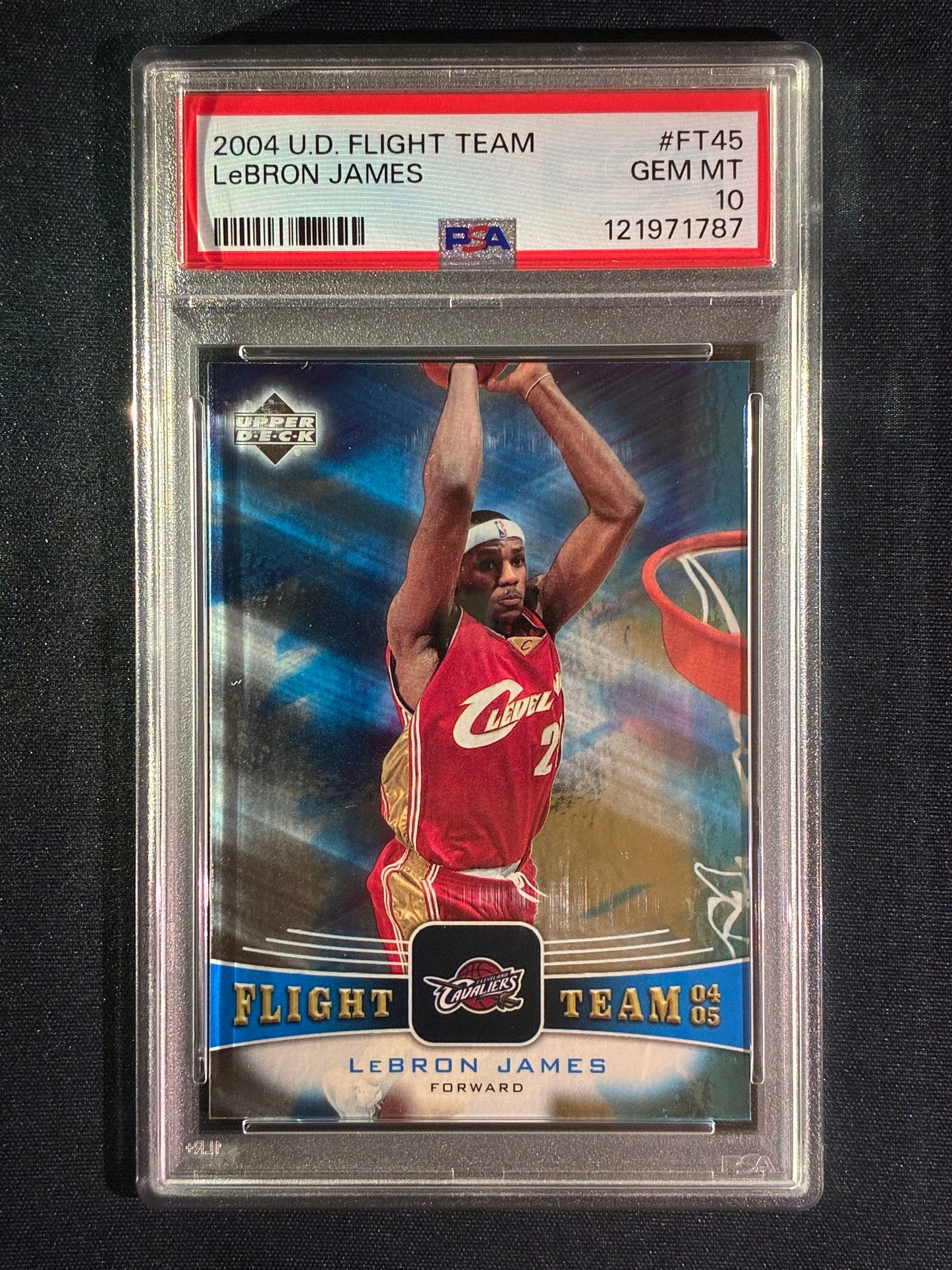 2004-05 Upper Deck LEBRON JAMES Flight Team #45 PSA 10 (787)