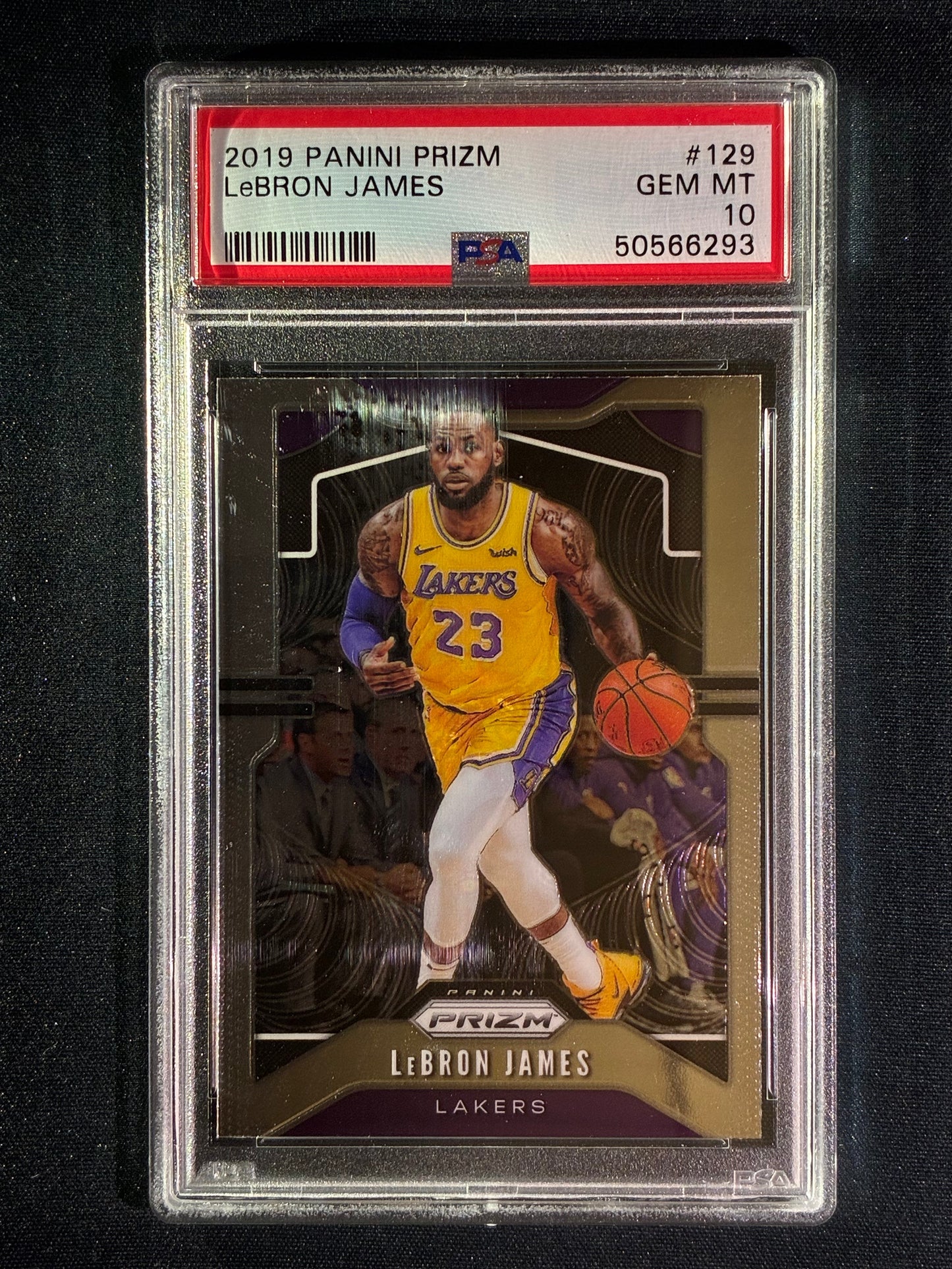 2019-20 Prizm LEBRON JAMES Base #129 PSA 10 (293)