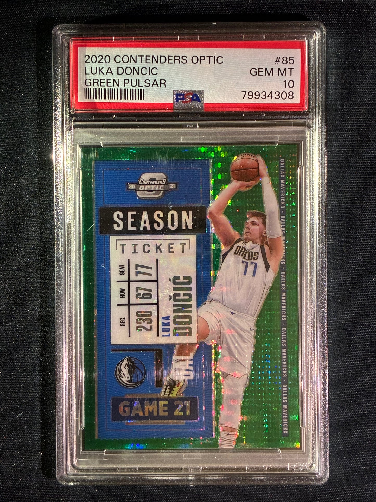 2020-21 Contenders Optic LUKA DONCIC Season Ticket Green Pulsar 8/25 #85 PSA 10 (308)